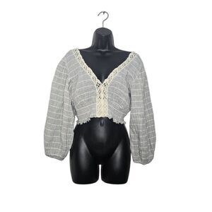 Cotton Candy LA Women’s Boho Cropped Top Size Medium Long Sleeve Lace Trim